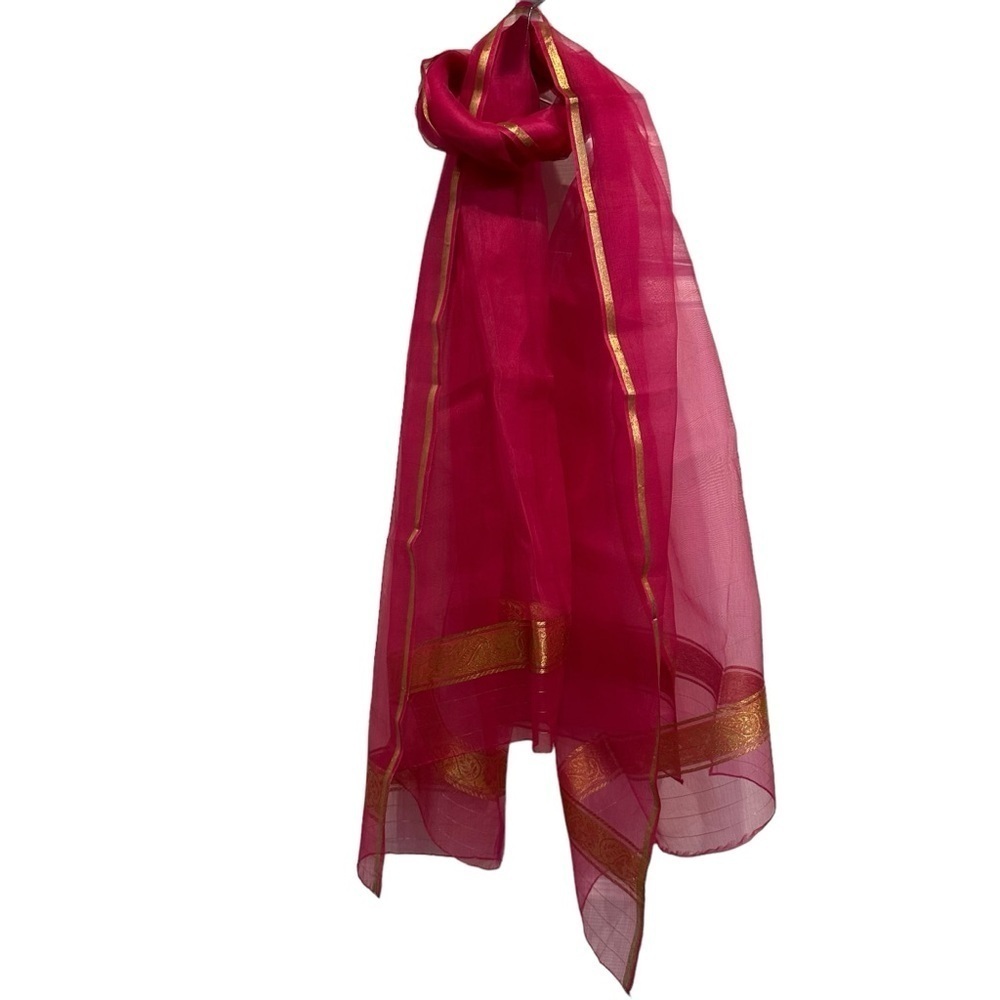 NWOT Pink & metallic gold brocade sheer scarf wrap shoulder cover up from India